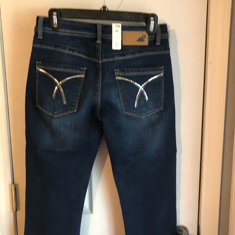 Lola be confident Capri blue jeans pants sz 4 NWT